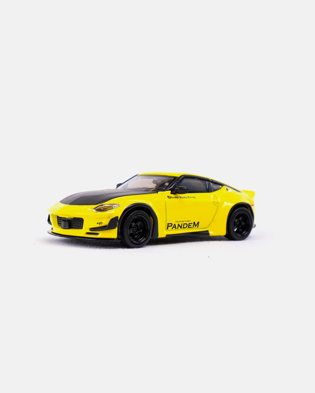 Mini GT 1:64 Nissan Z Pandem Ikazuchi Yellow Petersen Exclusives