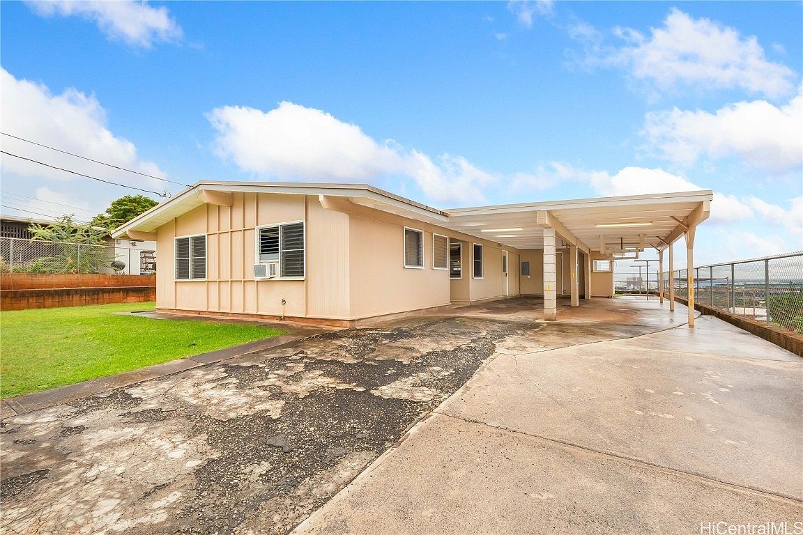 99-513 Iwaiwa St, Aiea, HI 96701 | Zillow