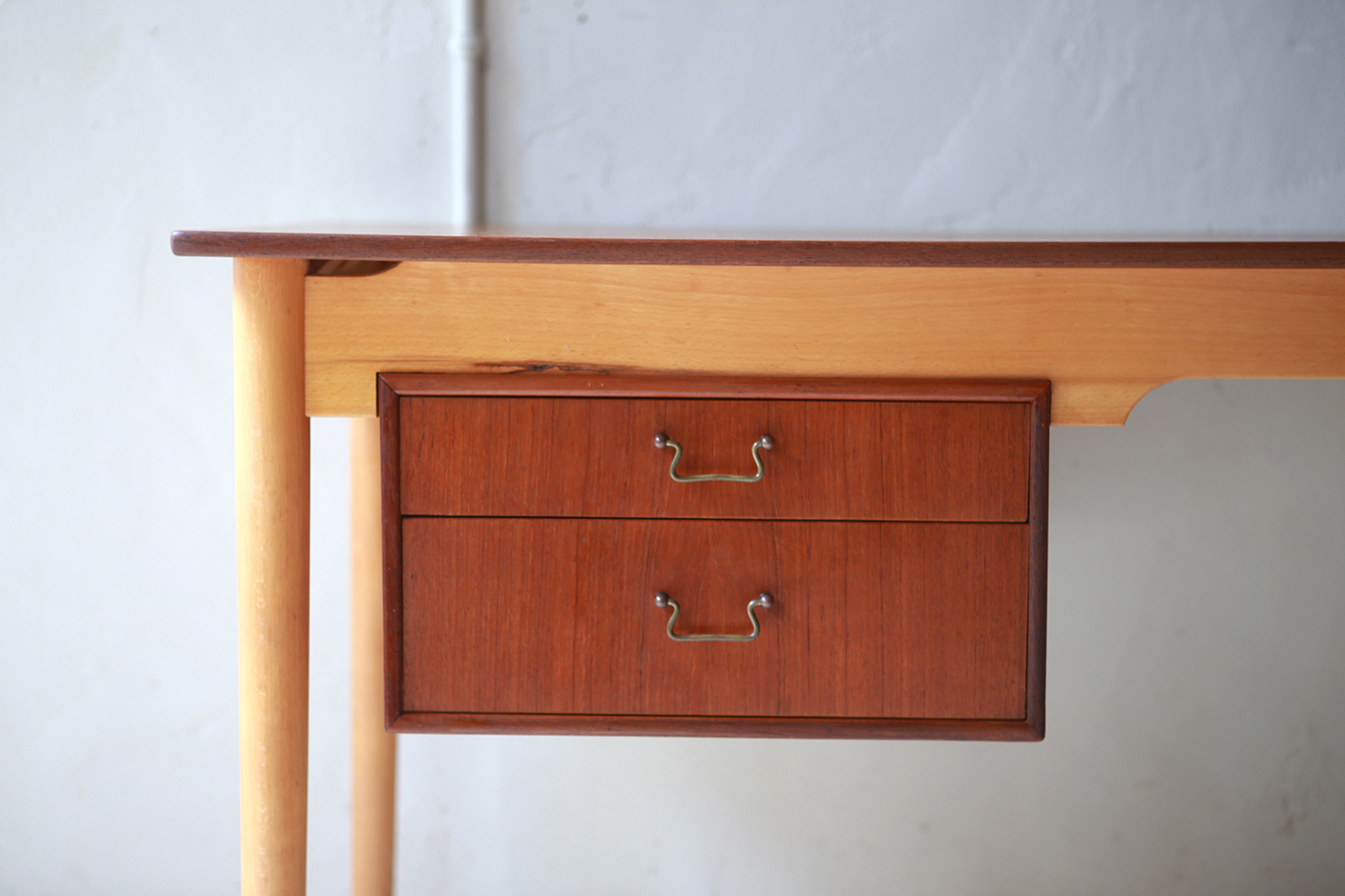 Desk from Denmark | phono | 金沢 北欧 中古家具 / デンマーク