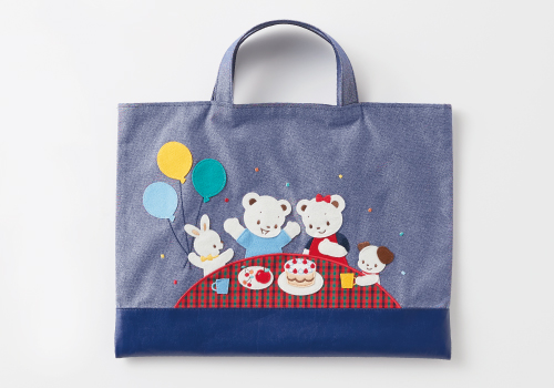 ファミリアのオリジナルキャラクター「ファミちゃん」の誕生日を記念し