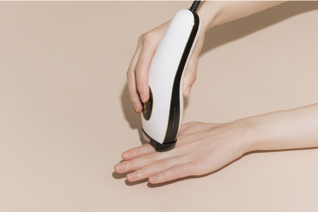 お客様の声から生まれた細かいパーツもしっかりケアできる最新機種