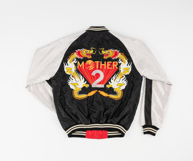 ずっと残るゲームの、ずっと残るスカジャン。渾身の復刻です。 | 株式