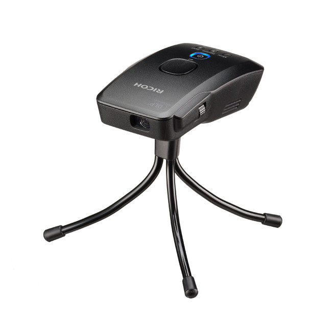 手持ちで使える小型ハンディプロジェクター「RICOH Image Pointer GP01