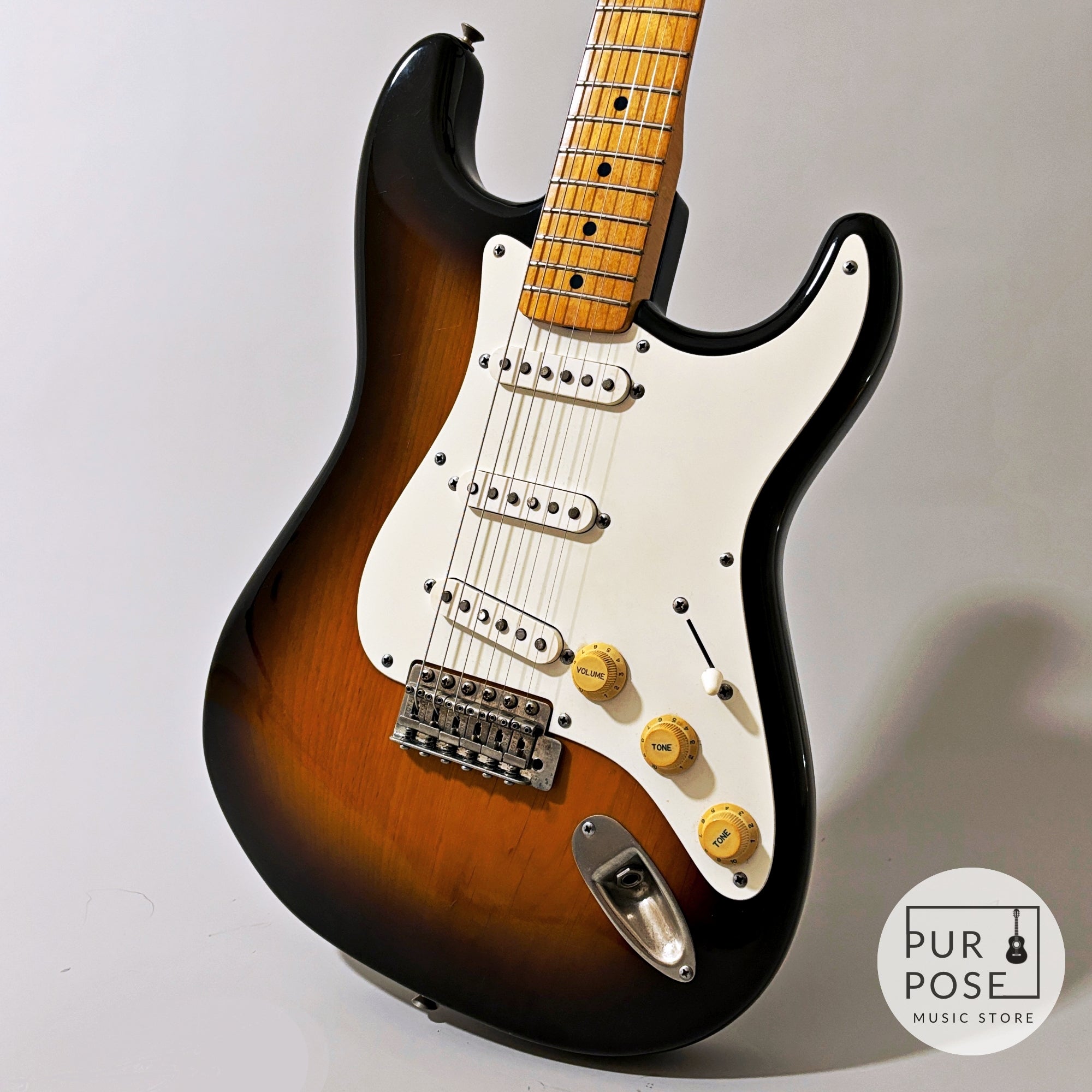 Used] Tokai ST-80 Springy Sound Stratocaster type made in 1981