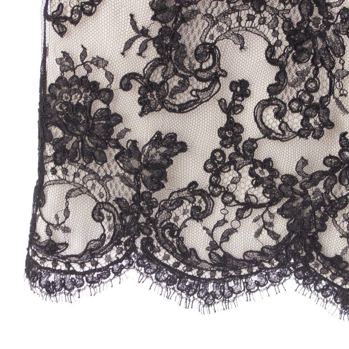 シャネル ココマークチャーム 花柄レース タイトスカート P56061