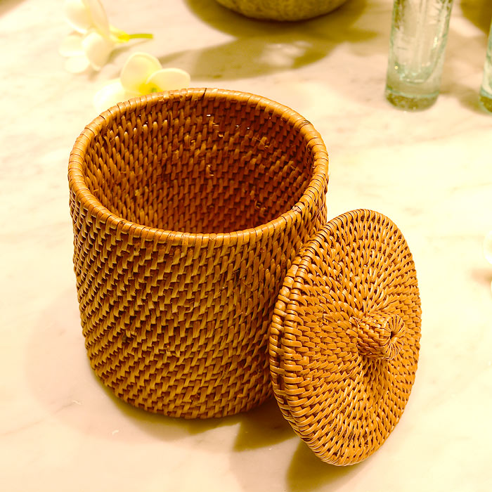 フタにつまみの付いたアタ製筒型 アジアン スタンドケース 小物入れ