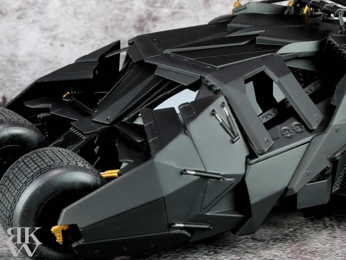 バンダイ 1/35 バットモービル バットマン ビギンズ(2005年 映画)Ver