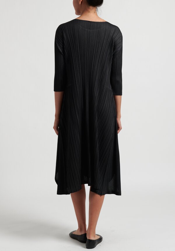 Issey Miyake Pleats Please Mellow Pleats Dress in Black | Santa Fe