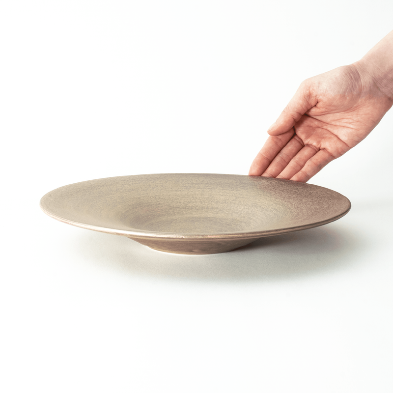 崇雪（shusetsu） ラウンドプレート 26cm（ゴールド） – 皿・プレート