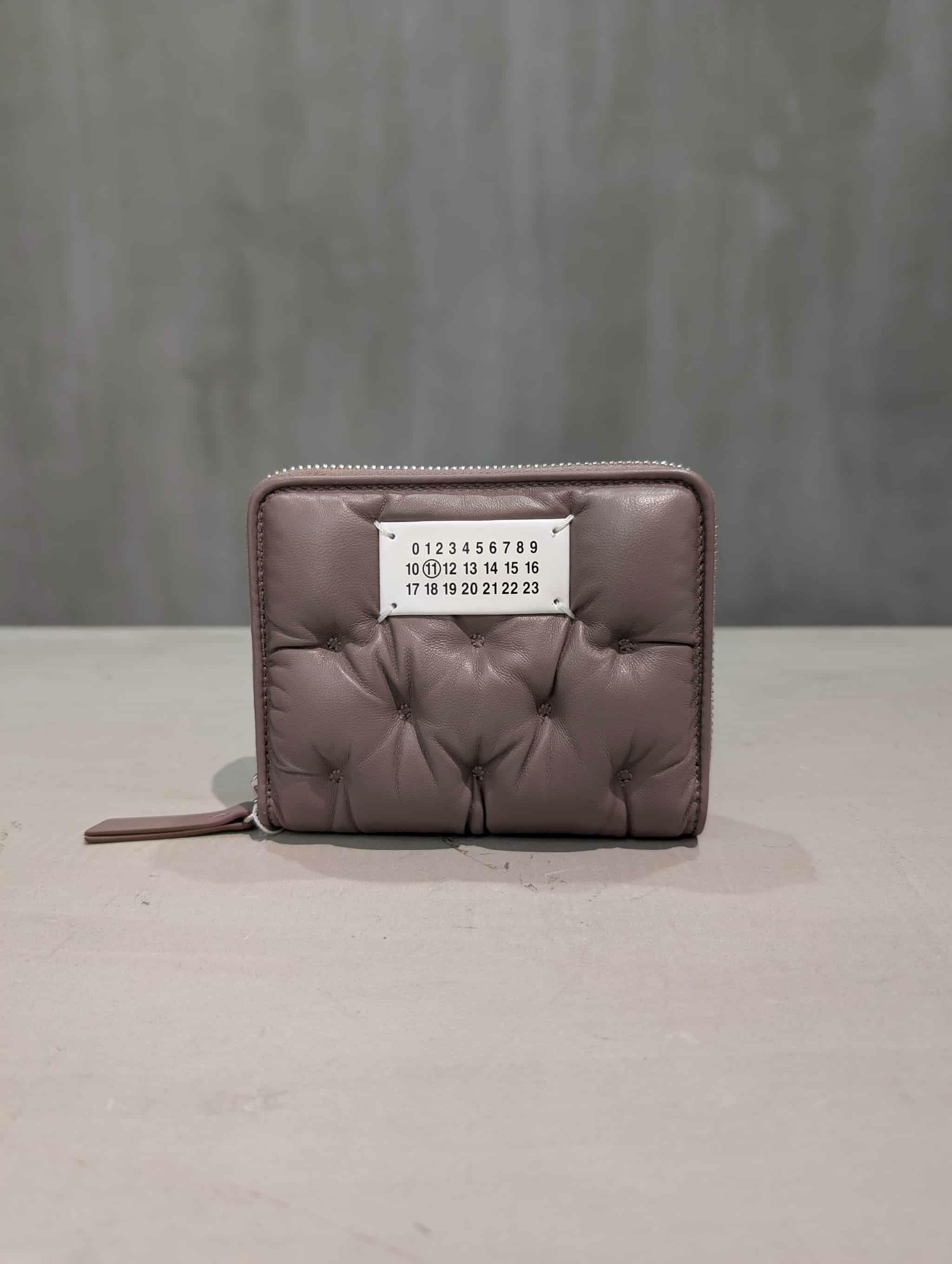 Maison Margiela（メゾンマルジェラ）｜Glam Slam Embroidered Wallet