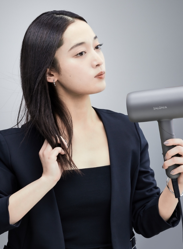 スムースシャインドライヤー | SALONIA(サロニア)公式サイト