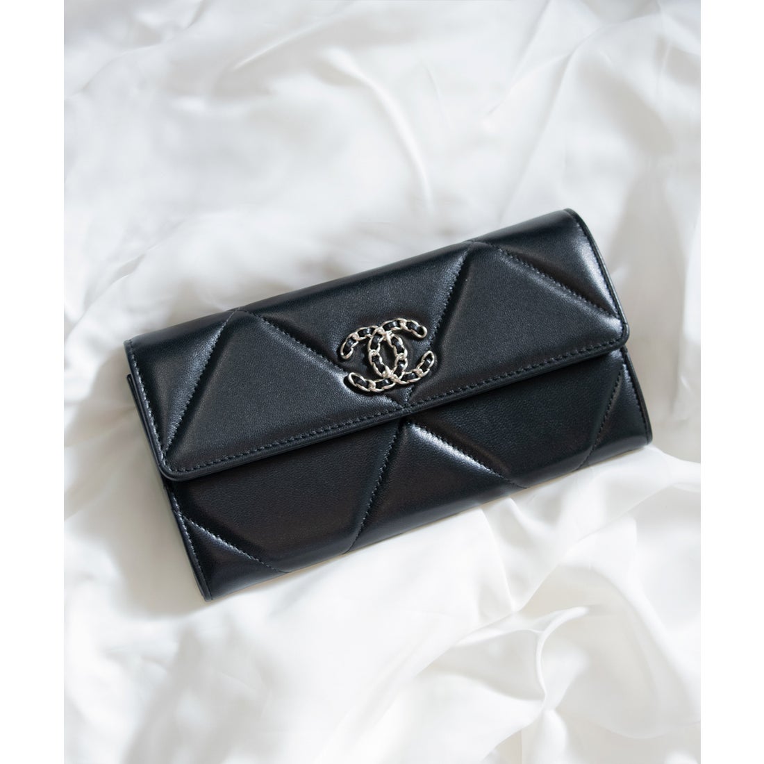 シャネル CHANEL CHANEL シャネル CC ロゴ ココマーク CHANEL 19