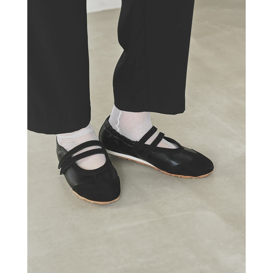 メリージェーン スニーカー （ブラック ベロアレザー） -Emma Francis