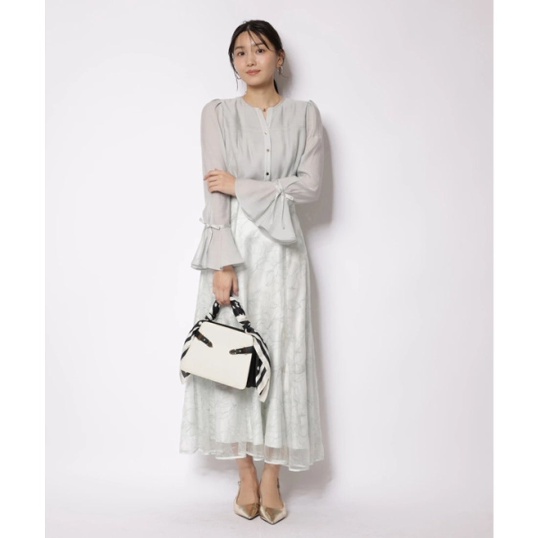 ジャスグリッティー JUSGLITTY キラキラ刺繍マーメイドスカート