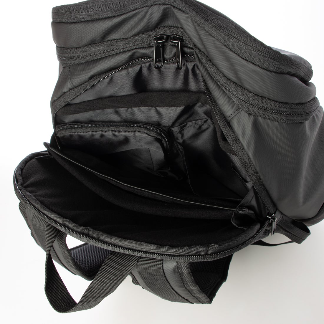 LUZeSOMBRA TWM UTILITY BACKPACK(ブラック)【☆LUZeSOMBRA カラビナ