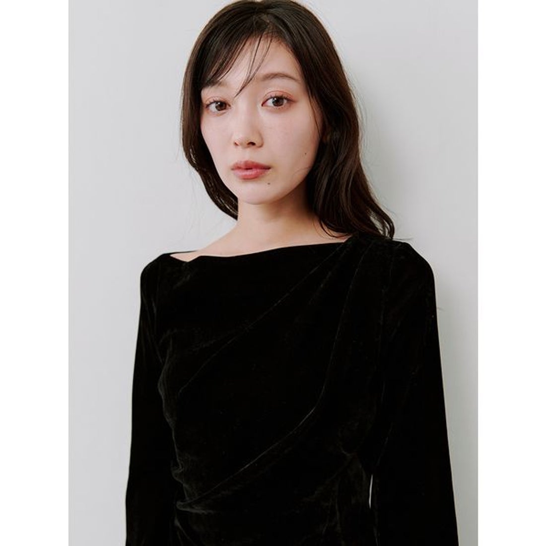 スナイデル SNIDEL フロッキーベロアドレープドレス （DGRY） -靴