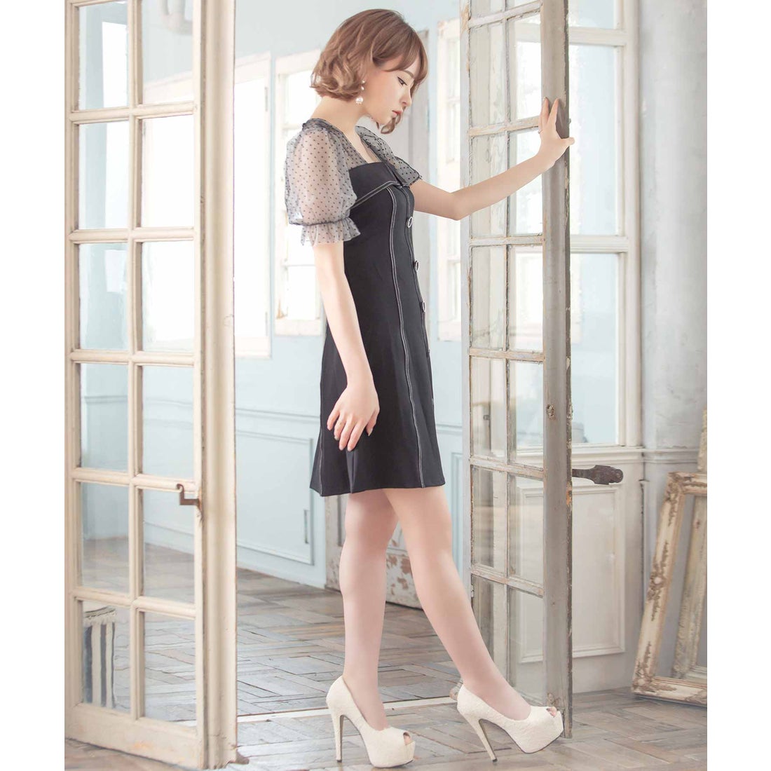 ティカ Tika キャバドレス ドット柄シアー切り替えパフスリーブ半袖