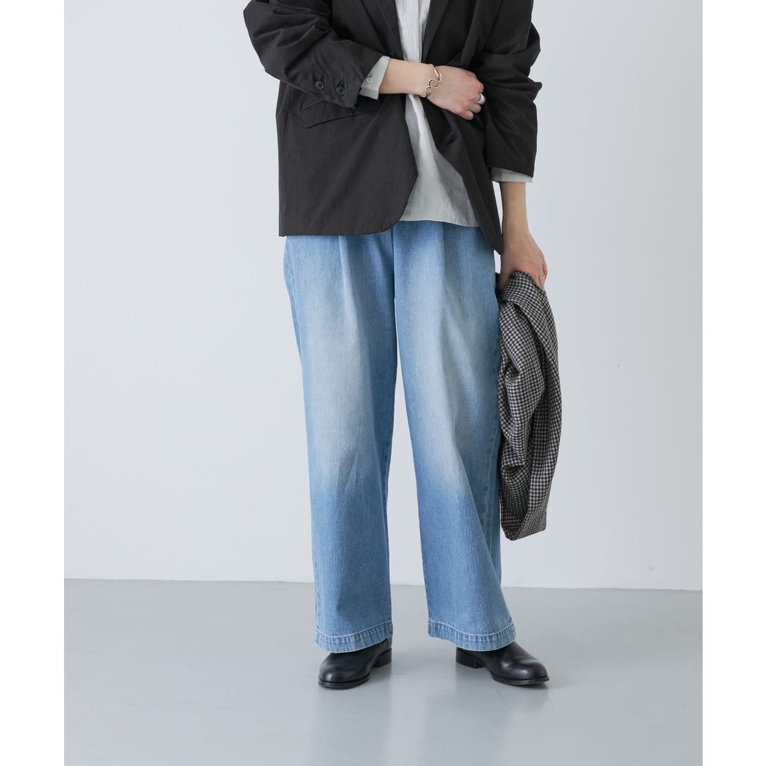 カグレ かぐれ フェードデニムイージーパンツ （ライトインディゴブル