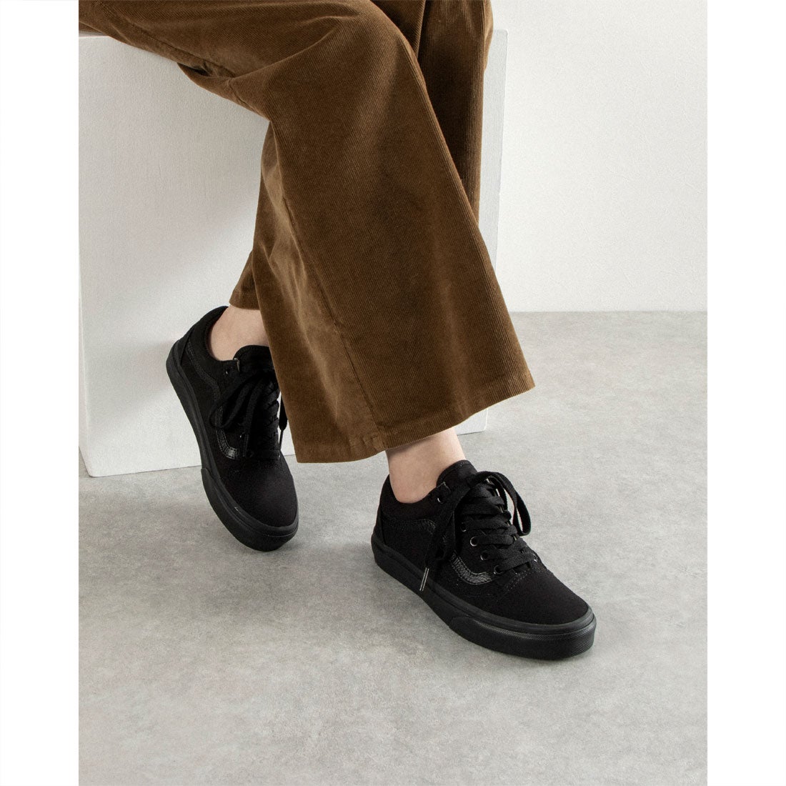 ヴァンズ VANS VANS UA OLD SKOOL オールドスクール （ブラック