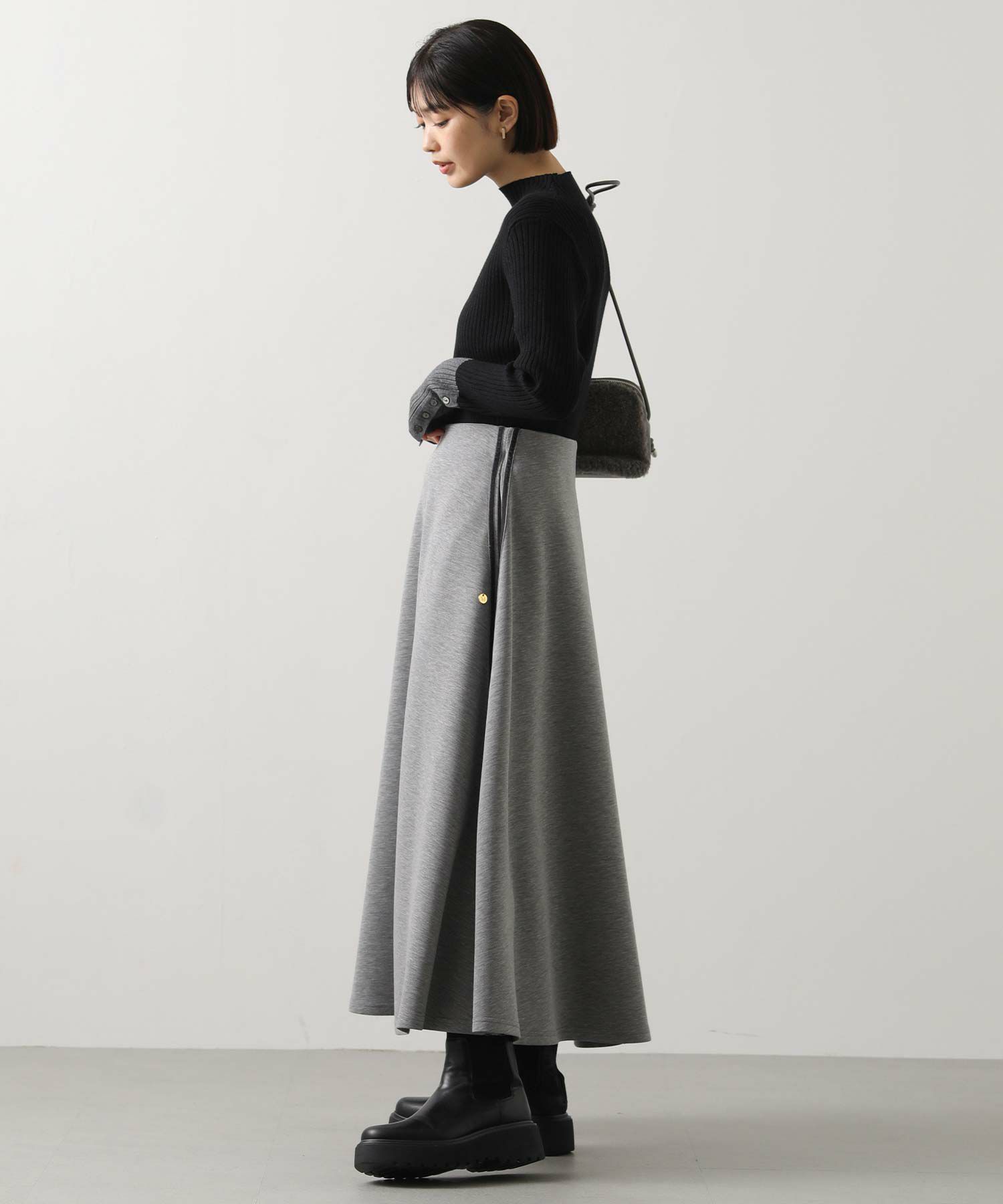 Gready Brilliantダンボールサイドラインフレアスカート | SEKIMIKI Online