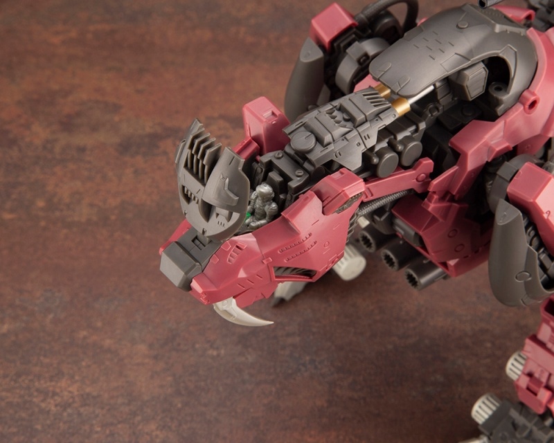 限定品】EPZ-003 サーベルタイガー CAカラーVer.