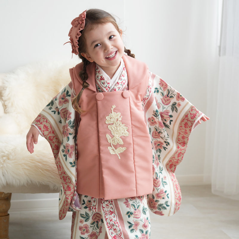 レンタル】七五三着物 3歳女の子 被布セット 和風館 コード刺繍 モダン