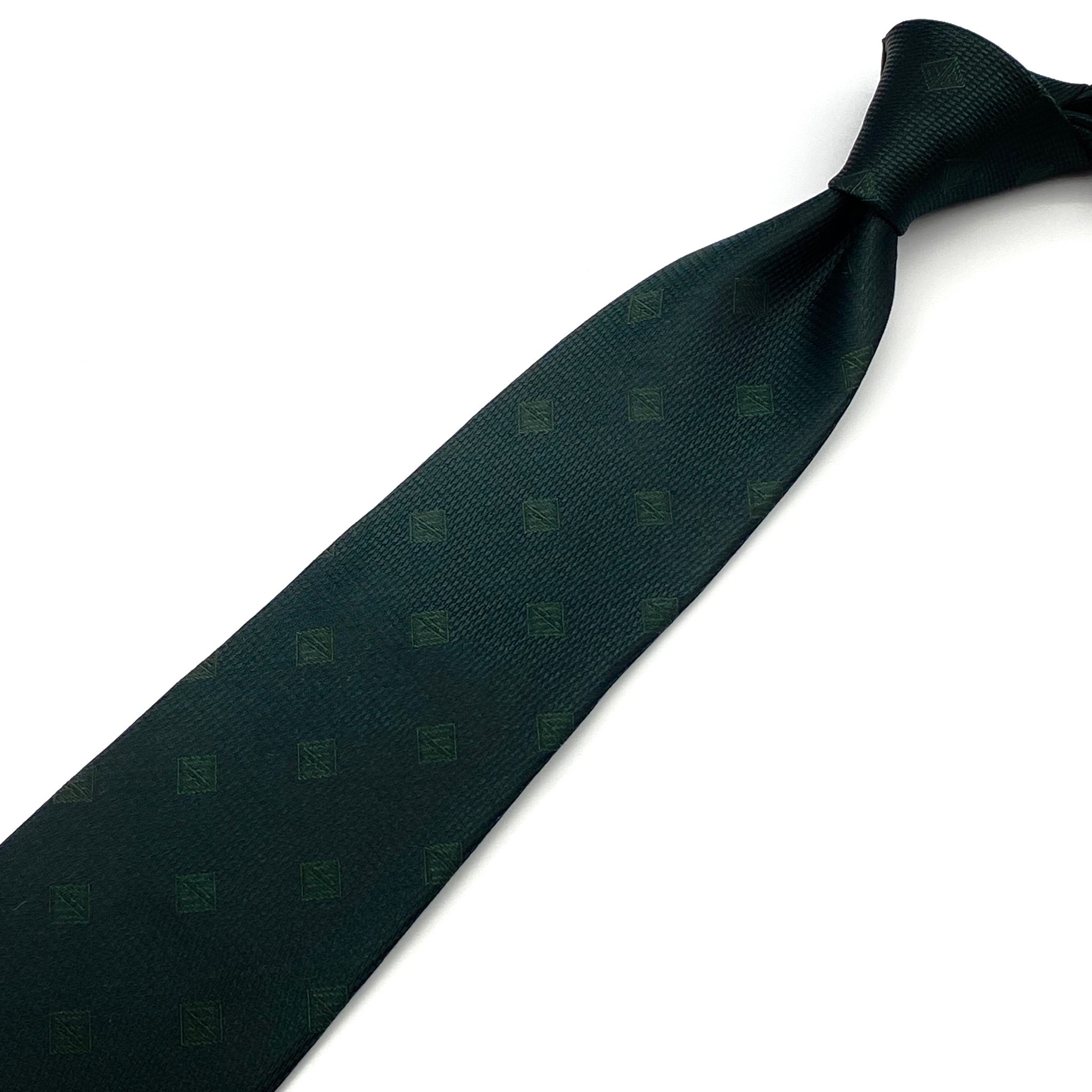 包み込む深緑～ベーシックロゴネクタイ SHAKUNONE' (シャクノネ