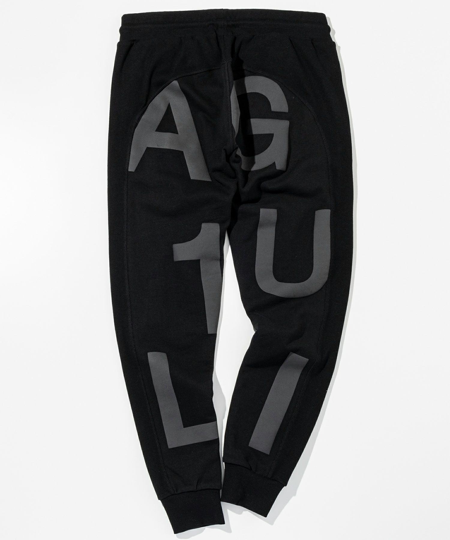 1PIU1UGUALE3 RELAX(ウノピゥウノウグァーレトレ リラックス)ビッグ