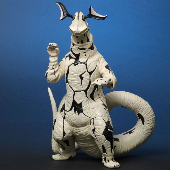 少年リック限定でエクスプラス製「宇宙怪獣エレキング」の「発光Ver