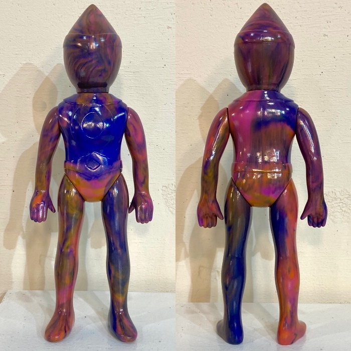 シマックスの「ソフビ怪獣バトルシリーズ ヤプール人オーロラ次元」に