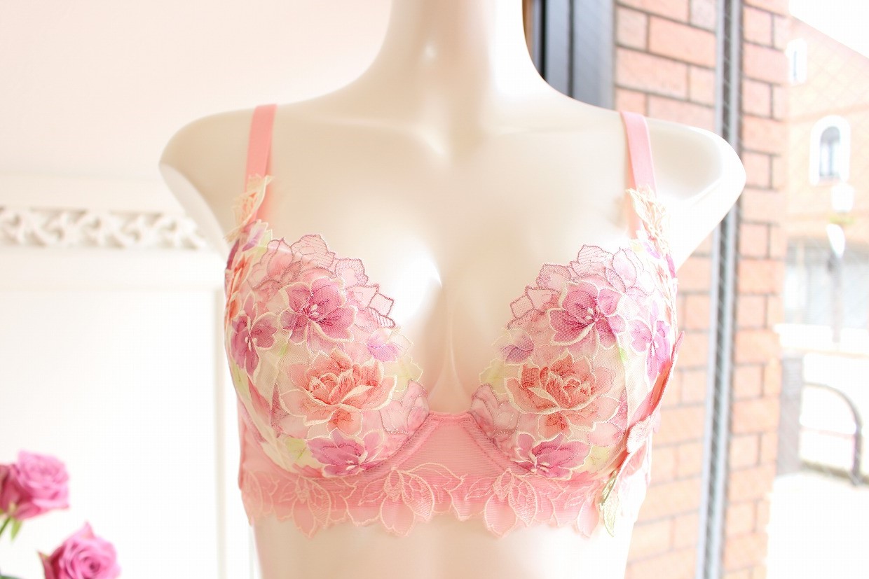 ベトナムの花嫁♡ サルート06group PIカラー | La Sorbonne（ラ