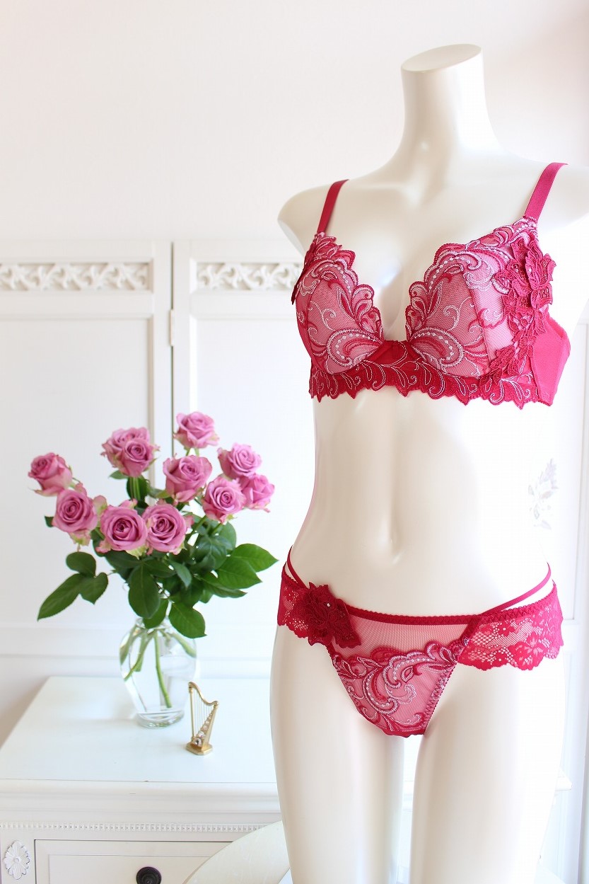 ドイツの花嫁♡ サルート07group RPカラー | La Sorbonne（ラ