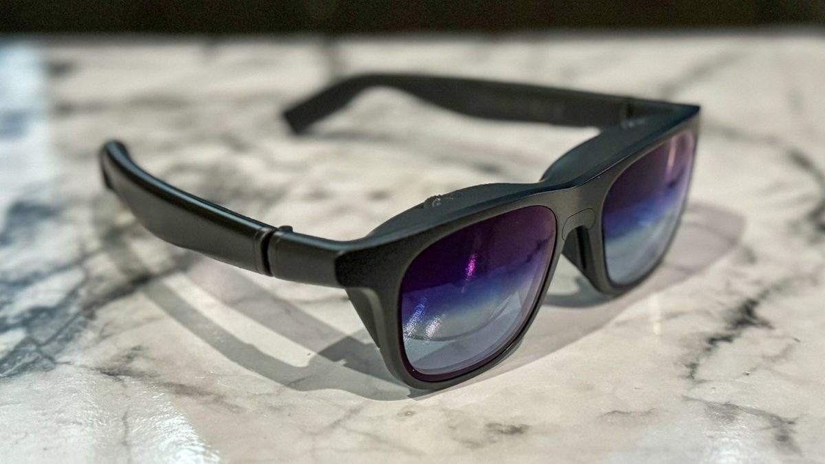 Viture Pro XR Glasses - Review 2024 - PCMag Middle East