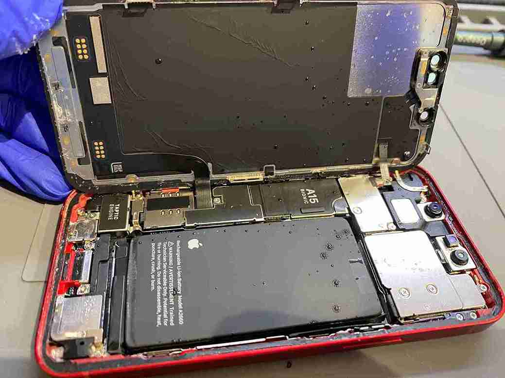 海に浸かって5分！？水没したiPhoneの応急修理をしました！スマート