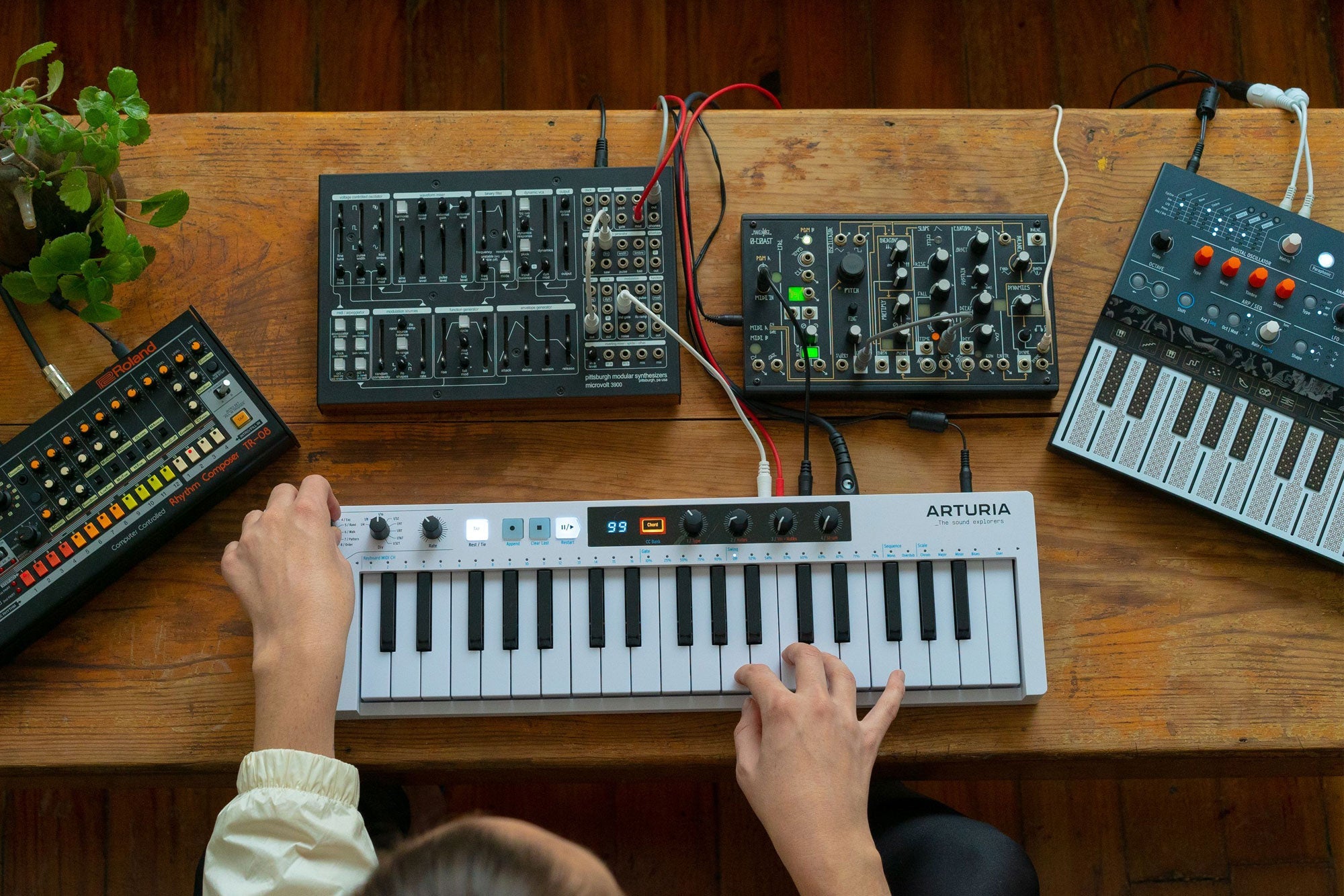 Arturia KeyStep 37 – DJ TechTools