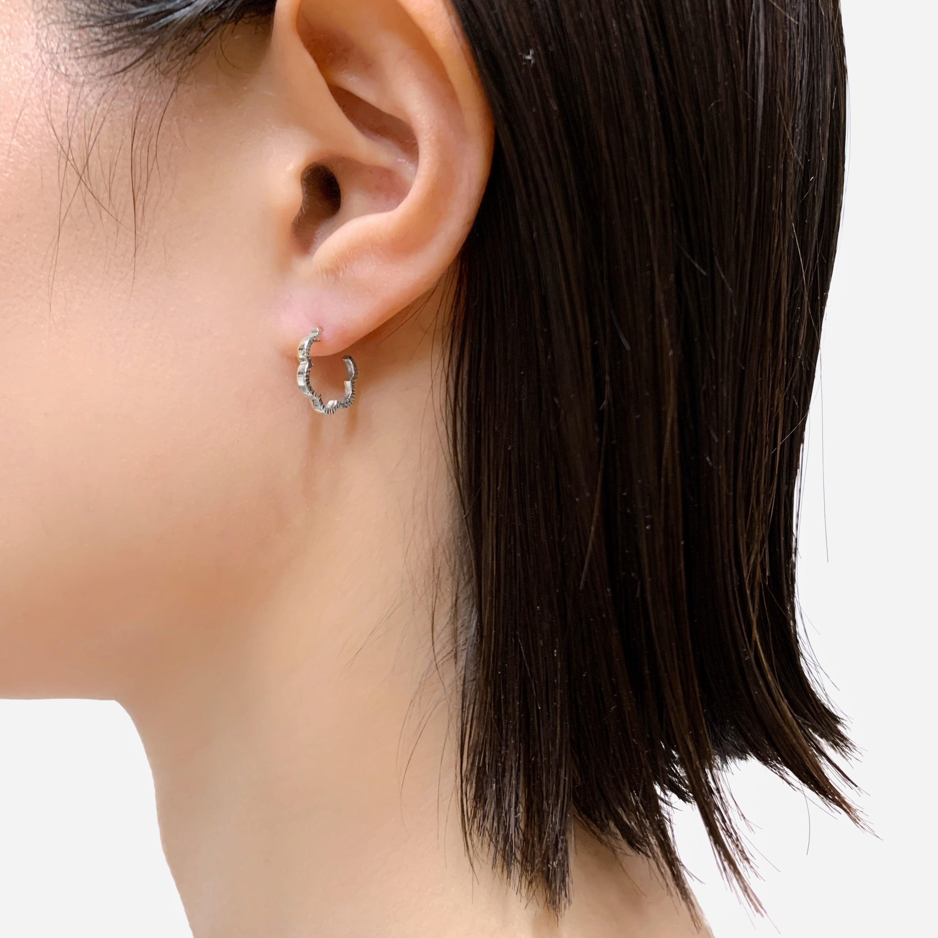 KAORU(カオル)公式｜ミモザ ピアス S シルバー – KAORU Online Store