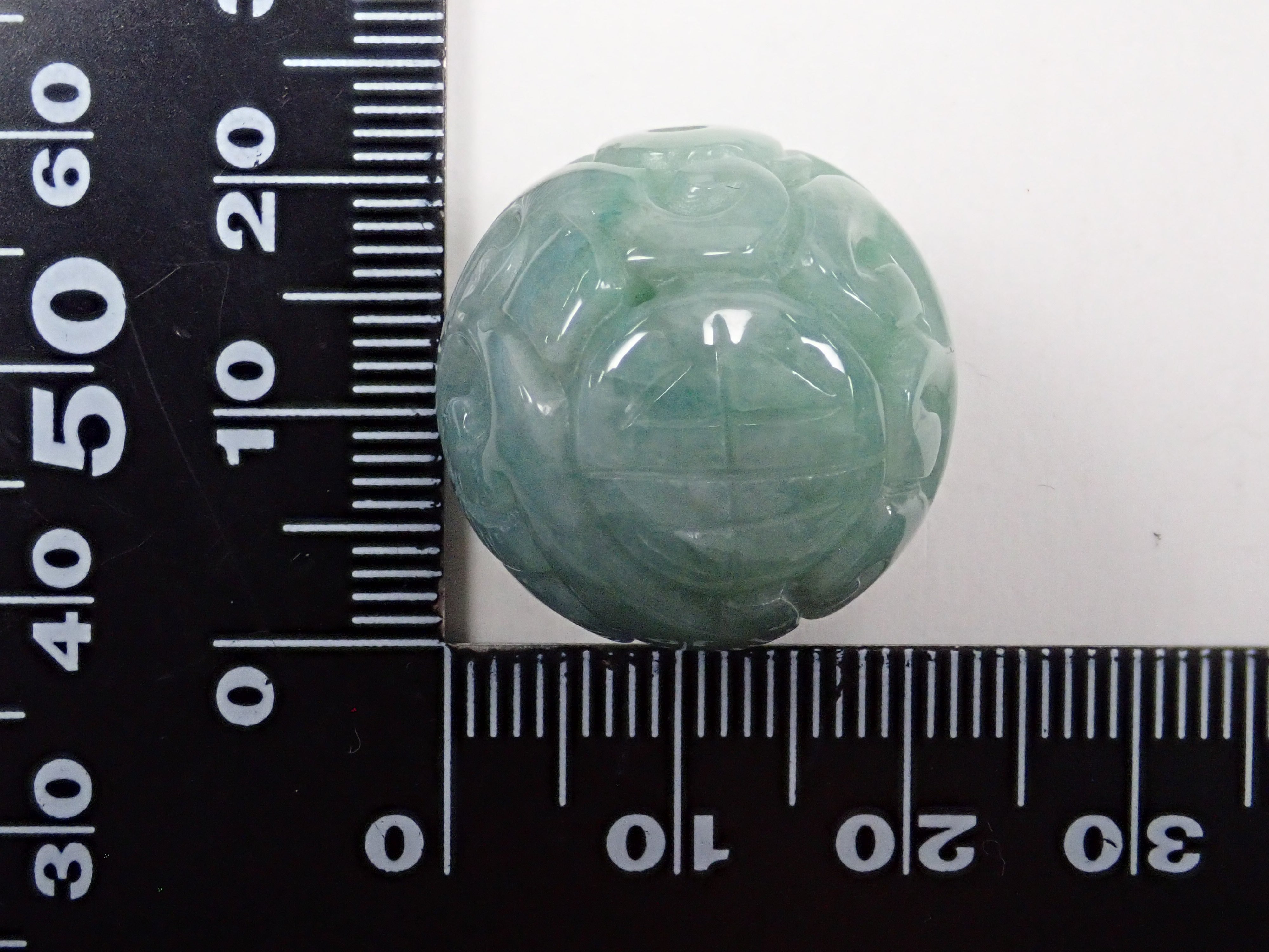 翡翠（ヒスイ） 69.859ctルース