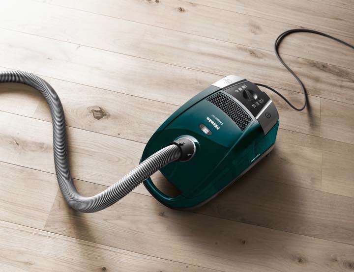 質実剛健なドイツらしいミーレの掃除機に男心くすぐる新色が登場