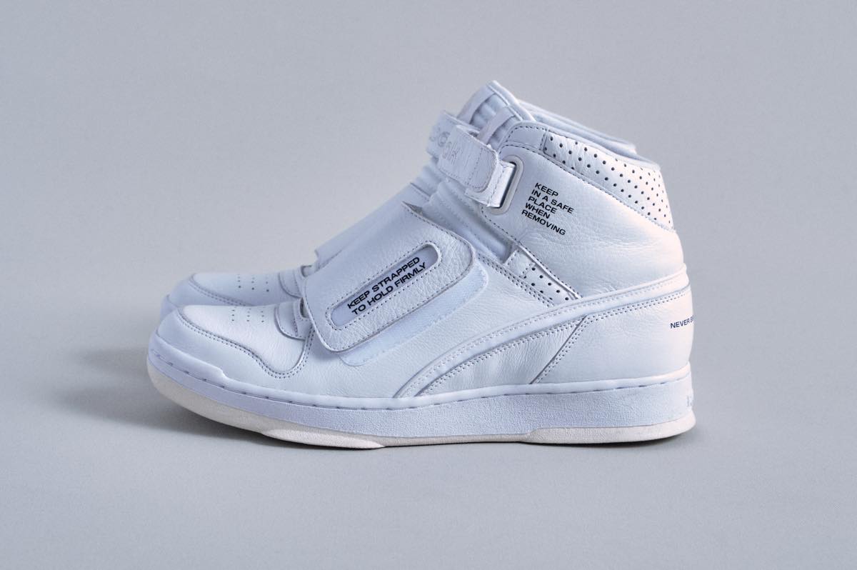 鮮やか！真っ白な「エイリアンスタンパー」も悪くないぞ