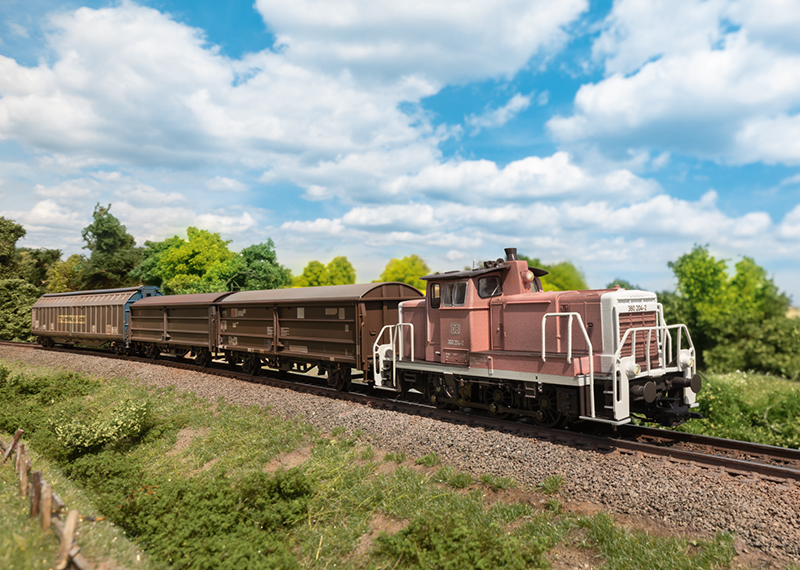 Class 360 Diesel Locomotive | Maerklin US