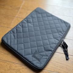 HEADPORTER BLACK BEAUTY iPadケース キルティング - メルカリ