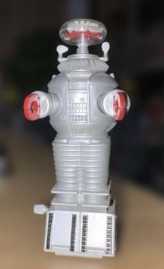 宇宙家族ロビンソン』に登場するロボット「フライデー」のゼンマイ