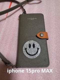 サロン・ド・アルファード スマイリーフェイス 手帳型ケース - メルカリ