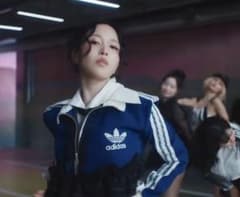 adidas TWICE ミナstrategy ダークブルー XL - メルカリ