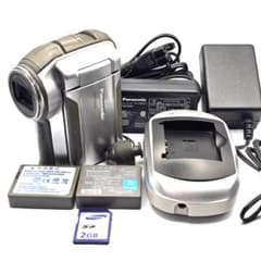 Panasonic SDR-S200 動作品 SDビデオカメラ バッテリー2個付 - メルカリ