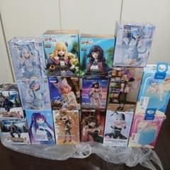プライズフィギュアまとめ売り16点 - メルカリ