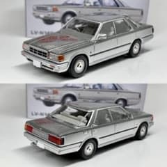 トミカ リミテッド ヴィンテージ 日産 セドリック 4ドア ハードトップ