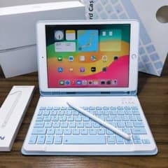iPad 第7世代 Wi-Fi 32GB ケースとキーボード、タッチペン - メルカリ