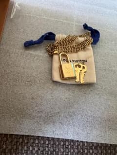 新品ルイヴィトン パドロック カデナ ネックレス チェーン付き 南京錠