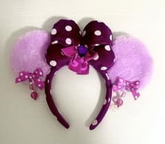 ディズニー ミニーちゃん カチューシャ イヤリング付き 紫 ピンク 水玉